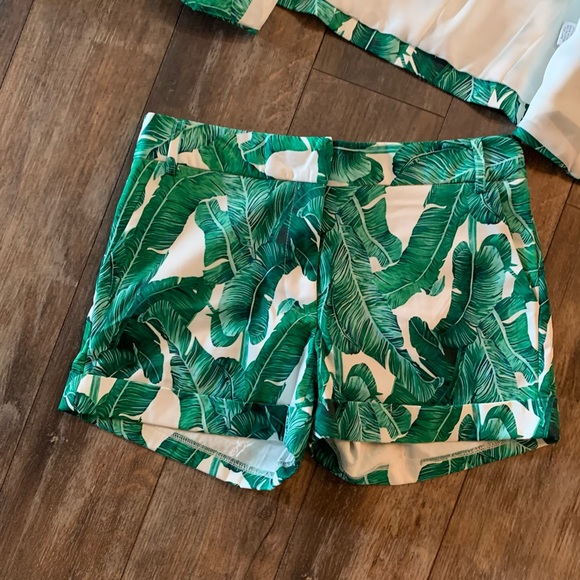 Palm leaf jacket and short set - Picture 3 of 3